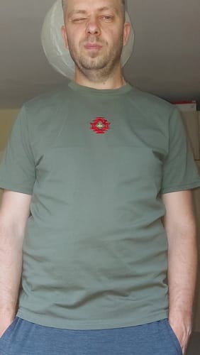 Customer photo review of Тениска "Единство"