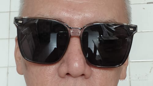 Customer photo review of Cleo Square Framed Sunglasses