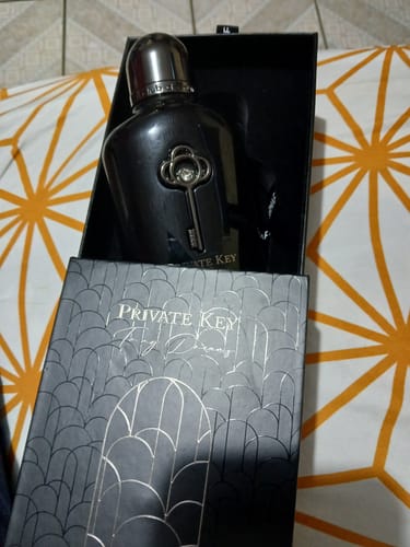Customer photo review of Armaf Club de Nuit Private Key to My Dreams Extrait De Parfum 3.4 oz, Unisex