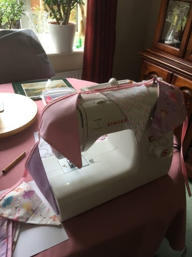 Customer photo review of Singer Tradition 2250 - strong, popular machine - easy to use