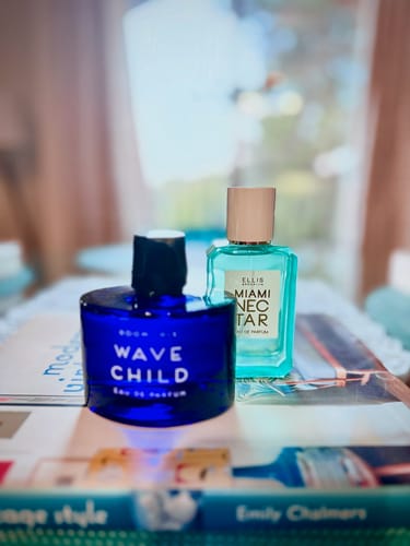 Customer photo review of Room 1015 Wavechild