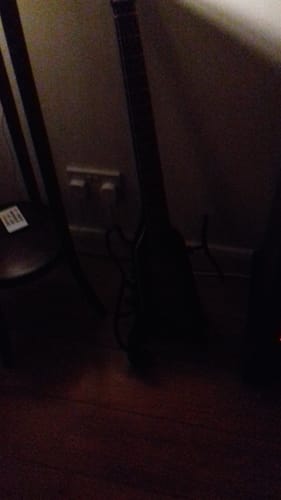 Customer photo review of Donner HUSH-I PRO Acoustic-Electric Travel Guitar Kit with Inserted Sound Effects