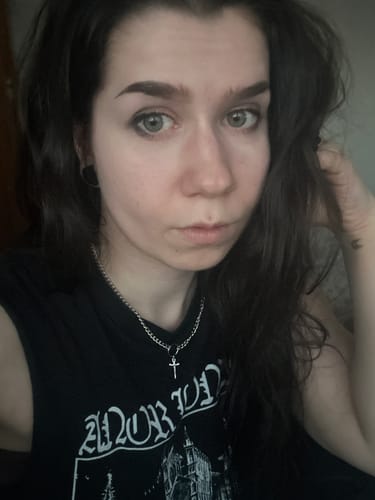 Customer photo review of Sword and Chain Choker