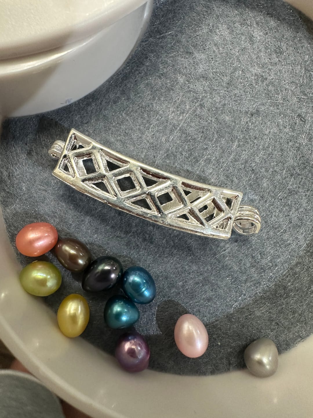 Customer photo review of Tray of Rice Shaped Pearls - Free Cage Pendant