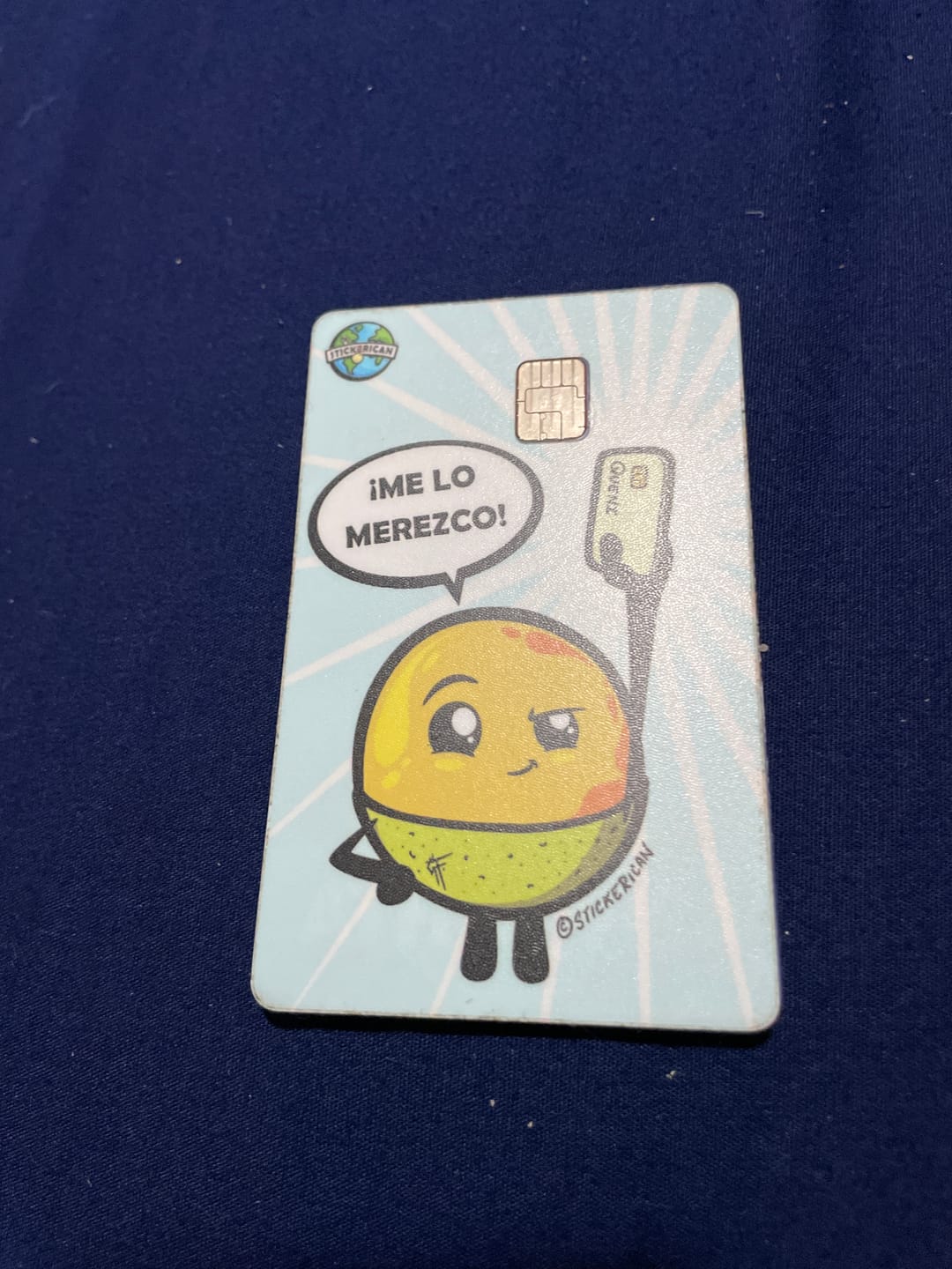Customer photo review of Me Lo Merezco - Sticker para Tarjeta de Crédito