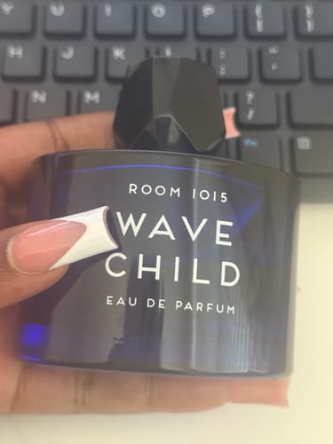 Customer photo review of Room 1015 Wavechild