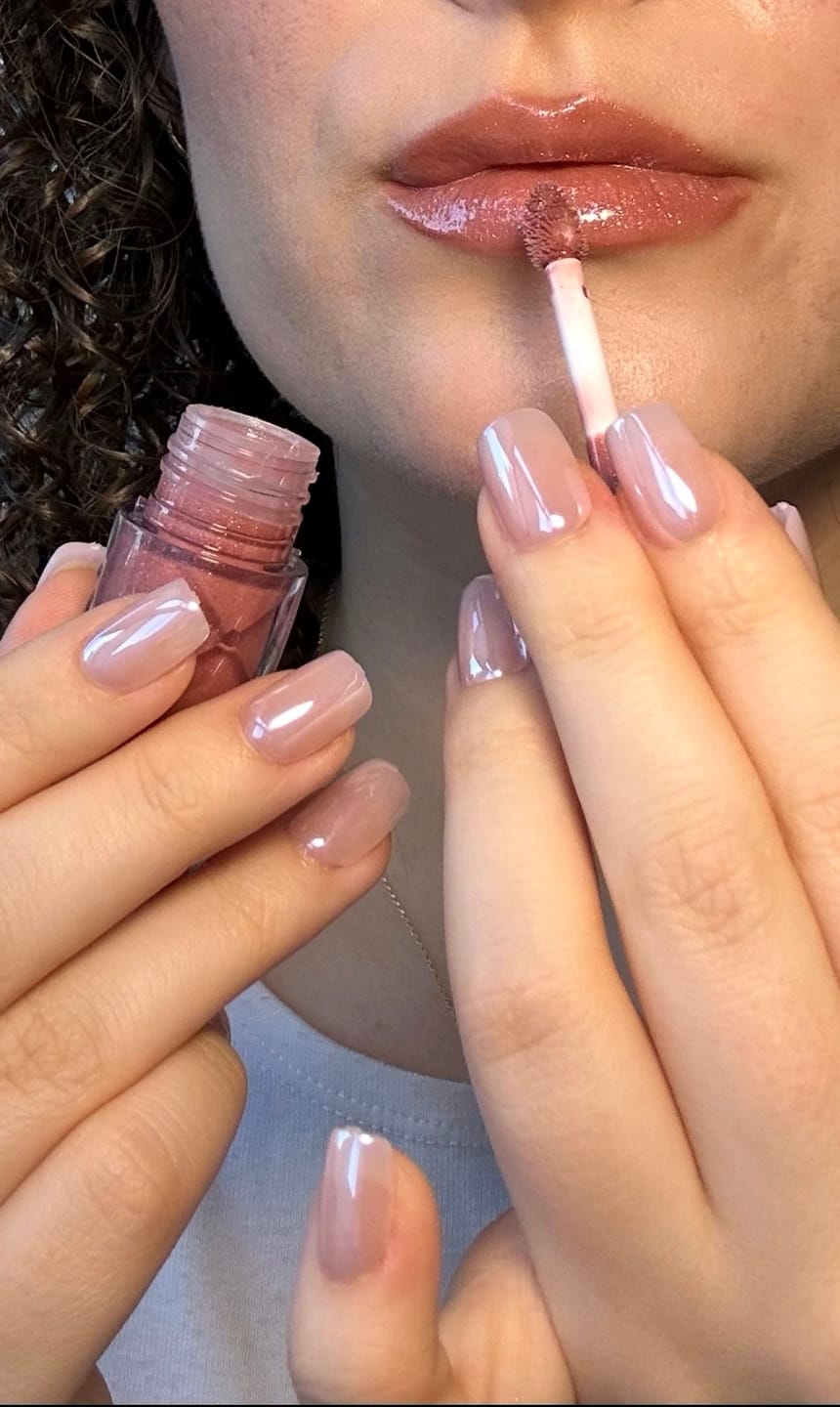 Customer photo review of Silk Shine - XS Squoval - 30 Adet Takma Tırnak