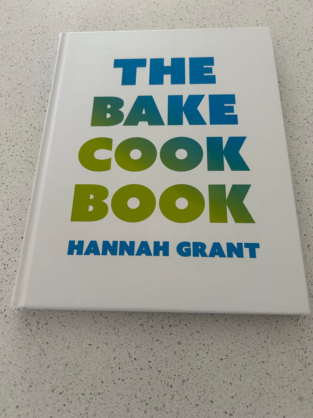 Customer photo review of The Bake Cookbook Pakke
