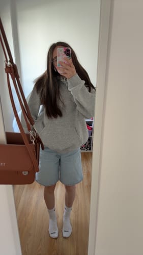 Customer photo review of Custom - iPhone 16