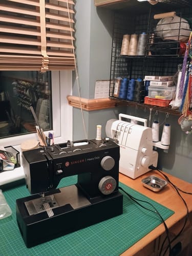Customer photo review of Singer Heavy Duty 4432 Sewing Machine - Top spec 32 stitch patterns with stretch and overlock stitch patterns - New 2025 model
