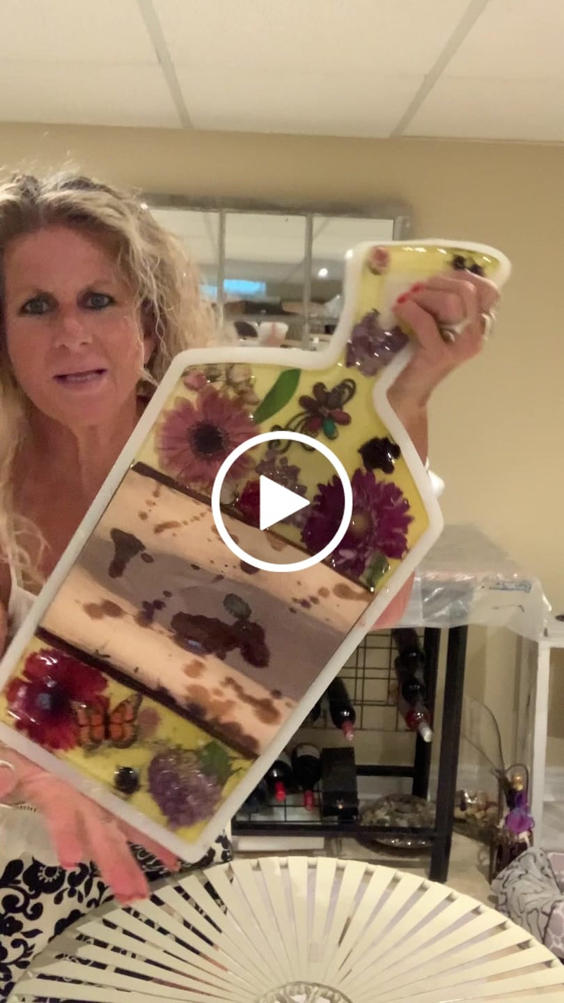 Customer video review of 22x9.7x1" Aviator Charcuterie Board Silicone Mold - Serving Board Mold