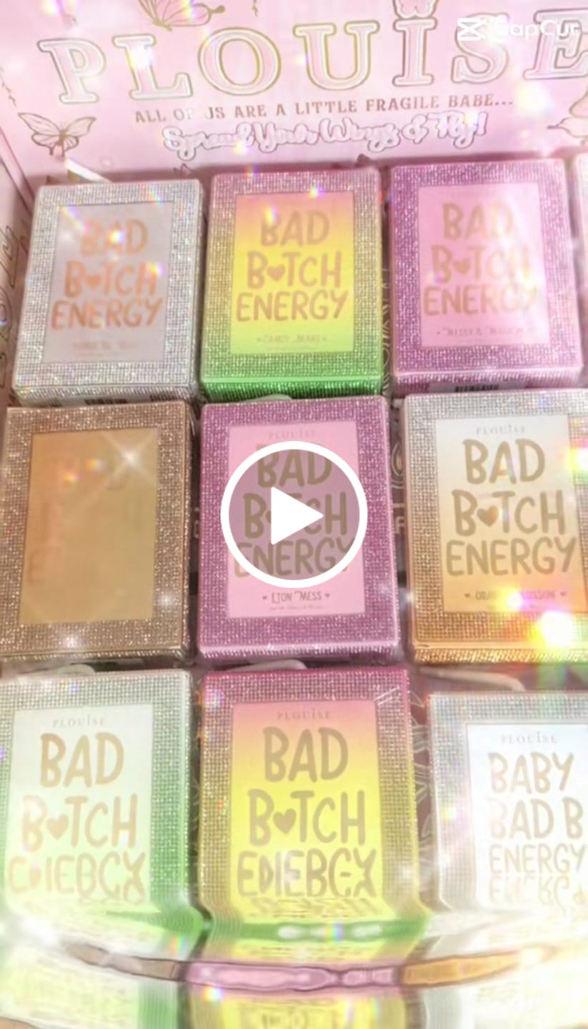 Recenzie video de la client pentru pachetul de buze P.Louise Born To Sparkle