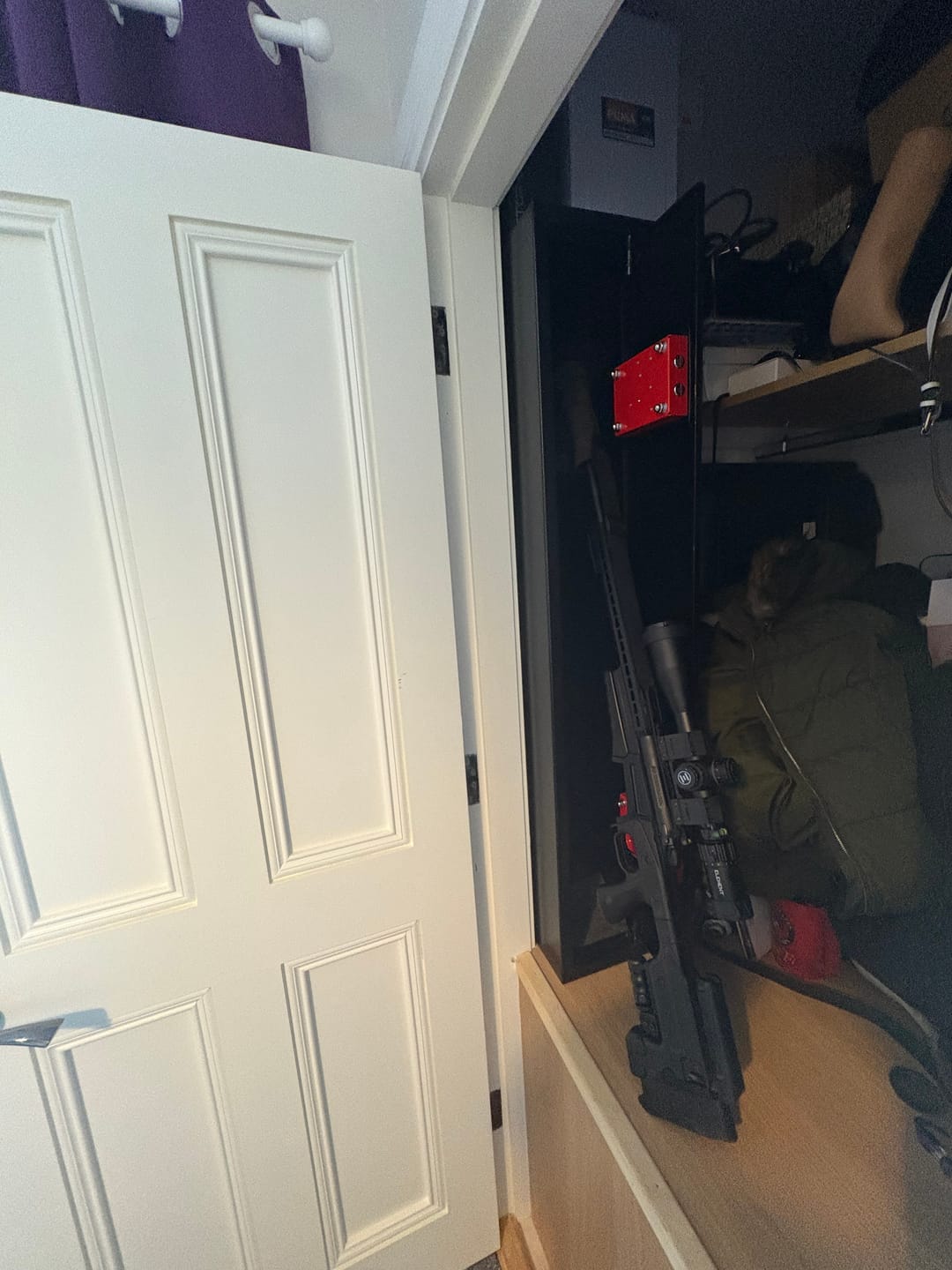 Customer photo review of Cogswell and Harrison 3 Gun Safe