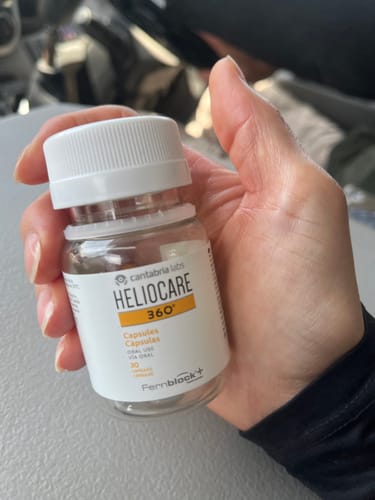 Customer photo review of ヘリオケア360° ORAL（飲む日焼け止め）