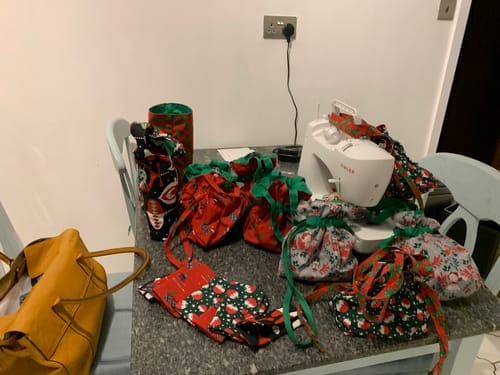Customer photo review of Singer Fashion Mate 3342 Sewing Machine - Top spec mechanical with 32 stitch patterns and 1 step buttonhole - Preorder now for May delivery