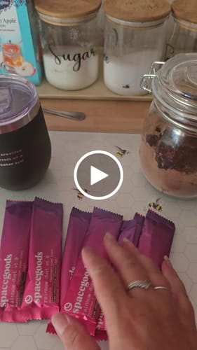 Customer video review of rainbow dust