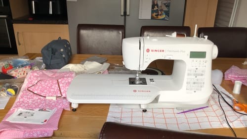 Customer photo review of Singer Patchwork Plus C5985Q Sewing Machine - 200 stitch patterns with letters and numbers