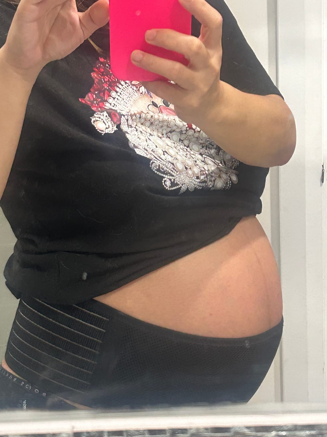 Customer photo review of Pregnancy Support Belt