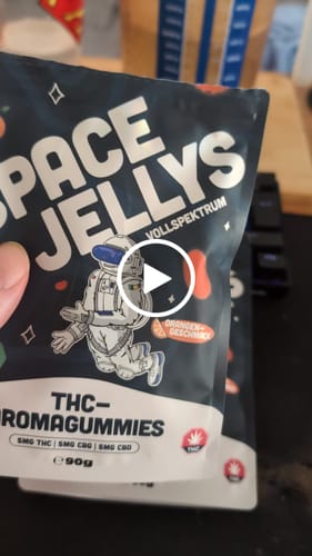 Customer video review of THC Spacejellies Vollspektrum | 100mg THC | 20 Stk.