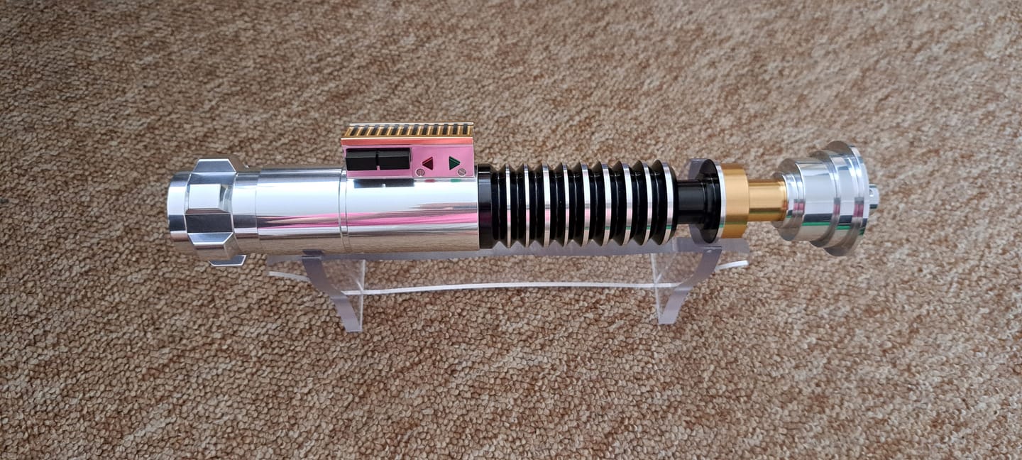 Customer photo review of Luke | Saber
