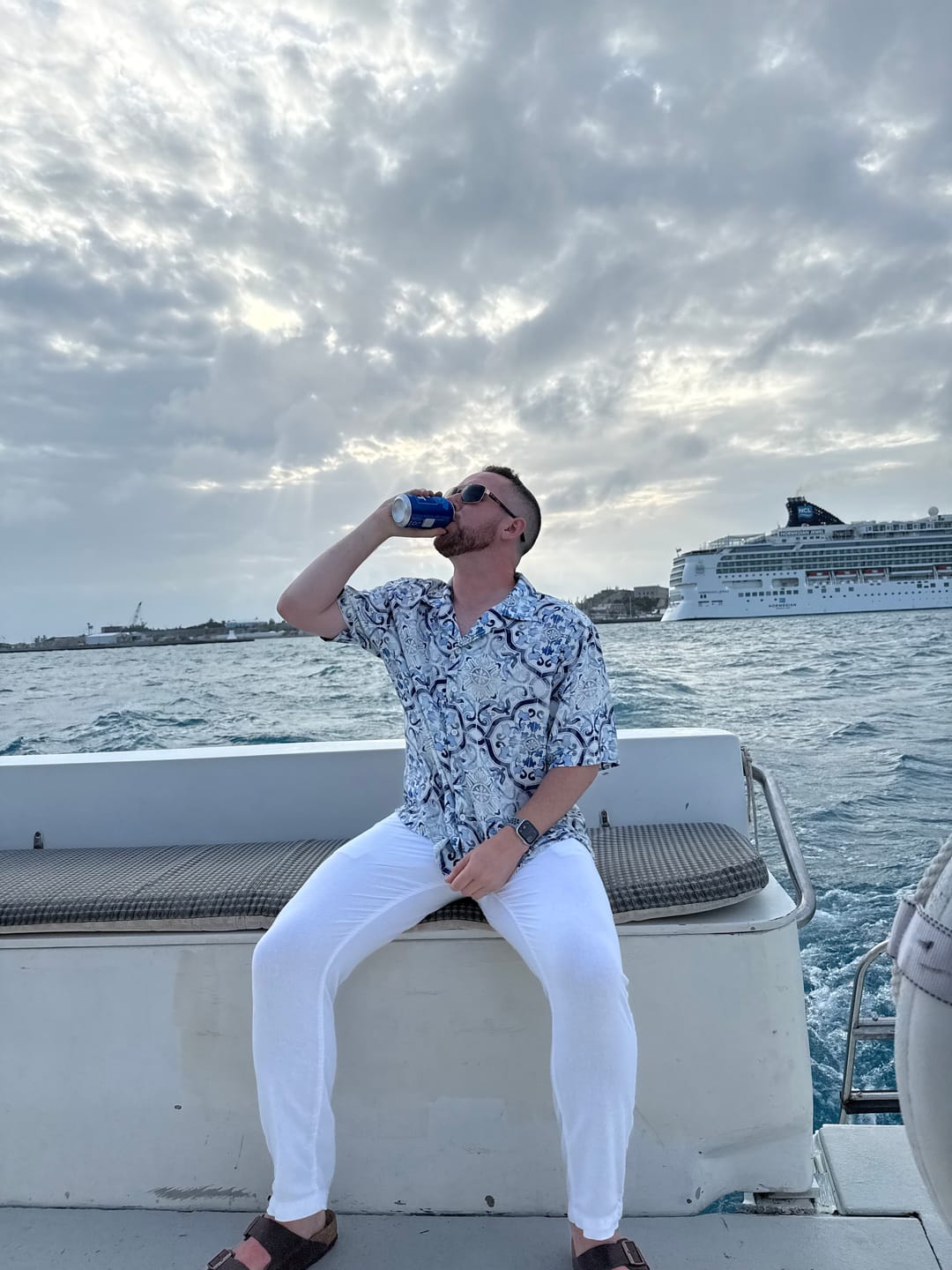 Customer photo review of 4093 - Mosaic Linen Button-Ups
