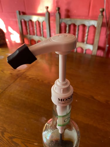 Customer photo review of Bomba Dispensadora De Jarabe Syrup Monin 750 Ml