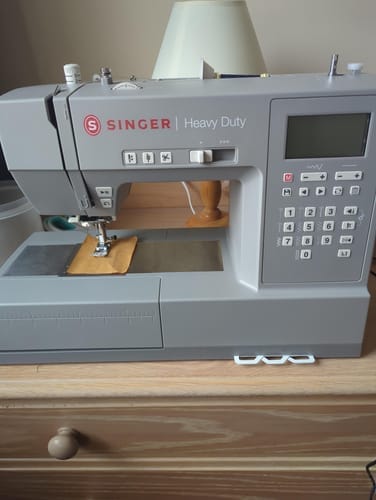 Customer photo review of Singer Heavy Duty HD6805 Sewing Machine - Highest spec heavy duty with auto thread cut, sews letters and numbers, highly recommended - New 2025 model