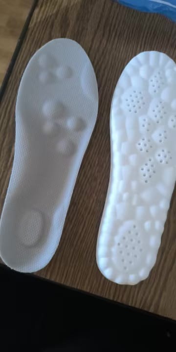 Customer photo review of Armadilo Orthopedic Massage Insoles