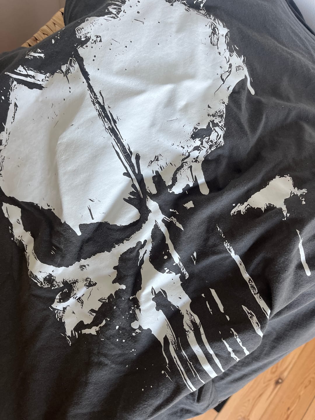Photo client du t-shirt à tête de Punisher