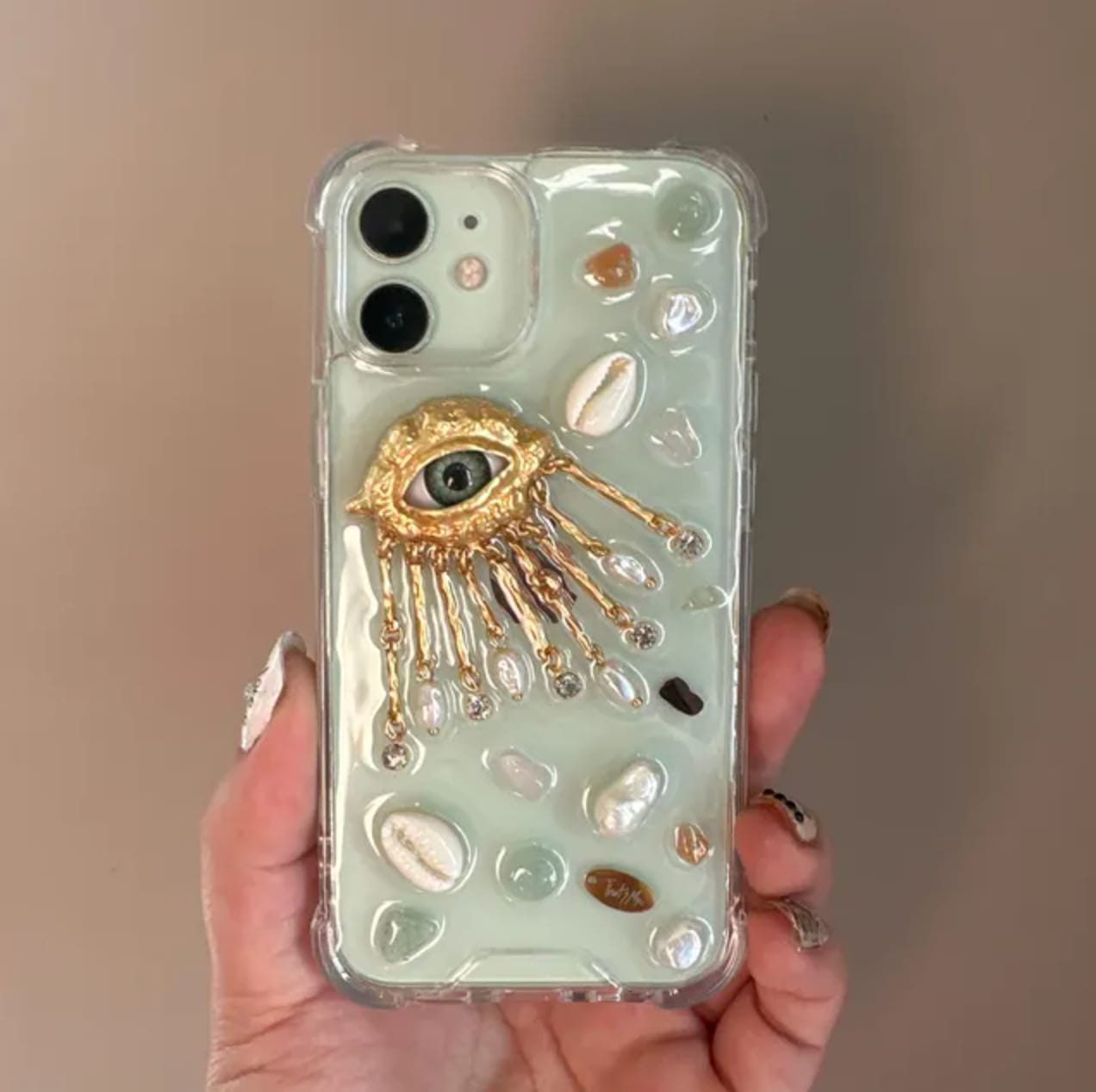 Customer photo review of Dream Series. Golden eye