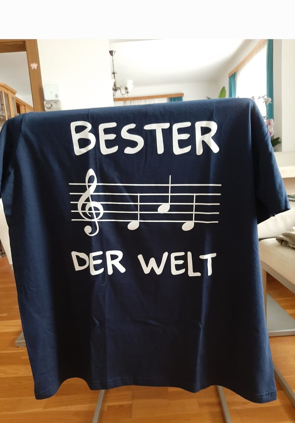 Customer photo review of Bester Dad der Welt – Premium Bio T-Shirt