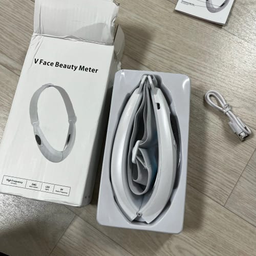 Customer photo review of Face Lift Massager
