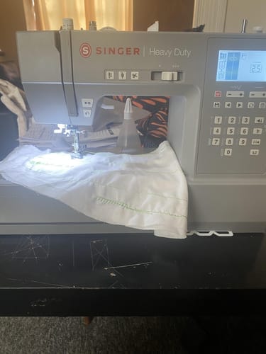 Customer photo review of Singer Heavy Duty HD6805 Sewing Machine - Highest spec heavy duty with auto thread cut, sews letters and numbers, highly recommended - New 2025 model