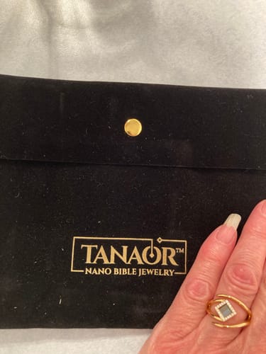 Customer photo review of TANAOR Classic Ring