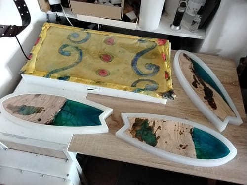 Customer photo review of 16x5x1" Small Fishtail Surfboard Silicone Mold For Epoxy Resin