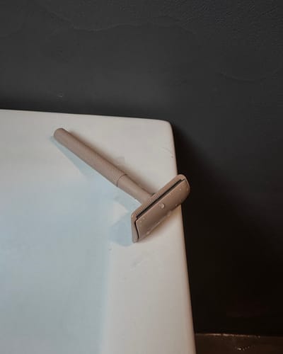 Customer photo review of The Sofie Shave