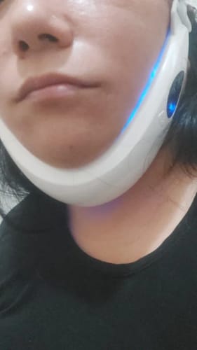 Customer photo review of Face Lift Massager