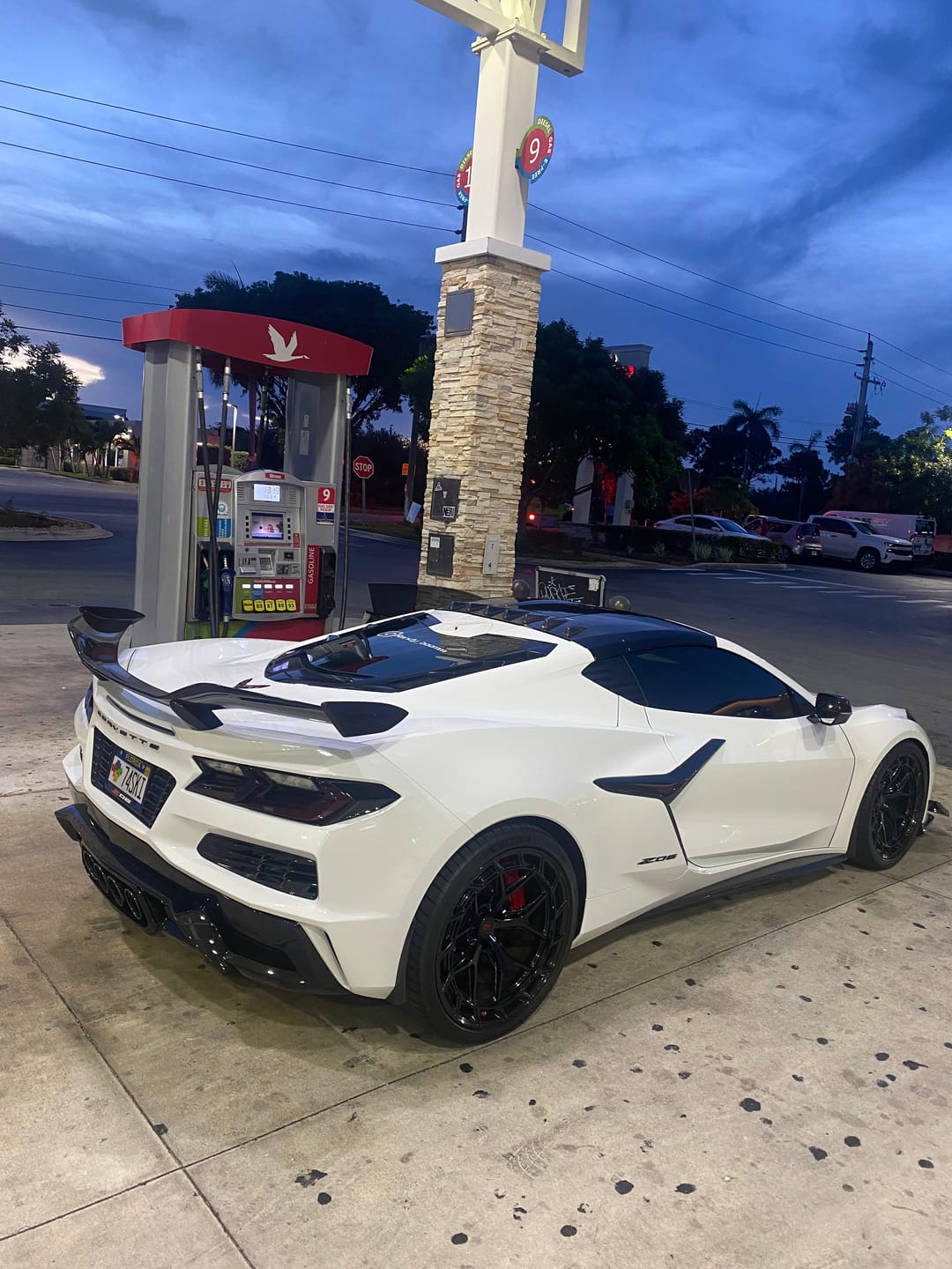Customer photo review of Chevrolet Corvette C8 Rear Roof Vortex Generators