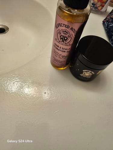 Customer photo review of Hair Oil & Hair Moisturizer Kit