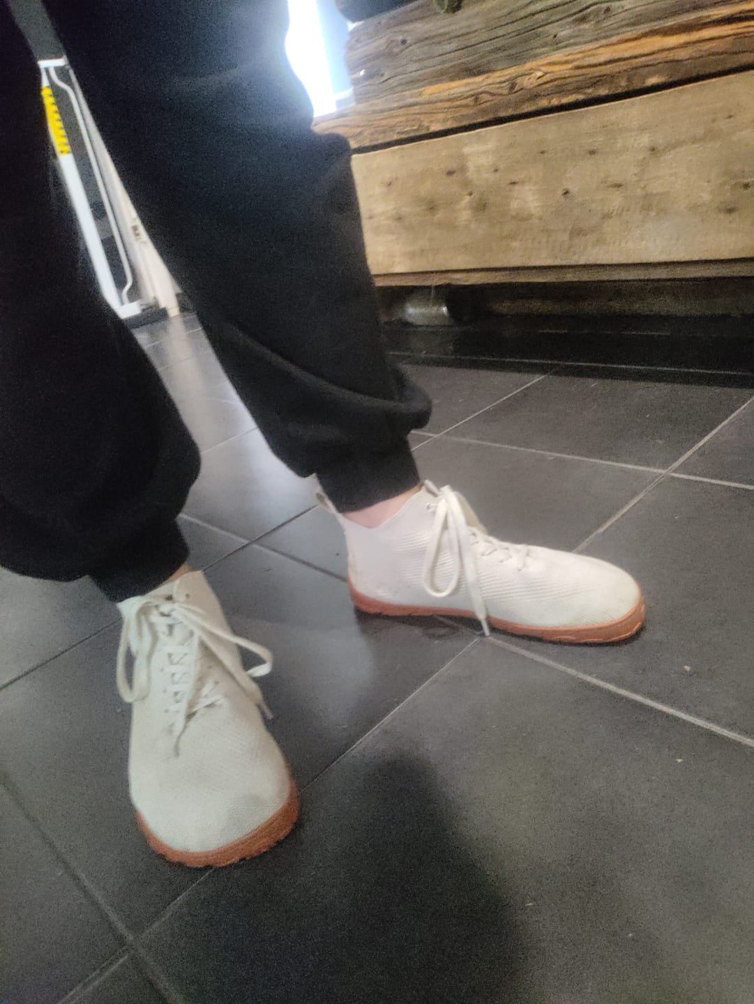 Customer photo review of Vaistoa Iloa Mid korkeavartiset paljasjalkatennarit