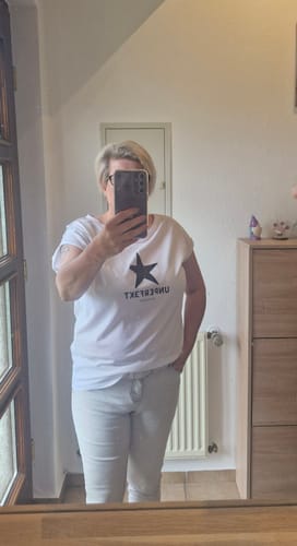 Customer photo review of Organic Alle-Größen-Shirt weiß »Unperfekt mit Stern«