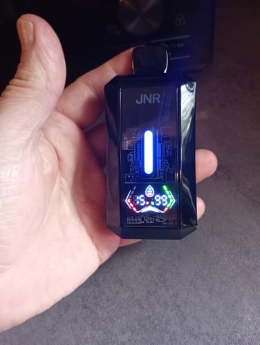 Customer photo review of JNR - Tank Pro - 33000 Bouffées - 2% de nicotine - Puff Jetable / Vape Disposable