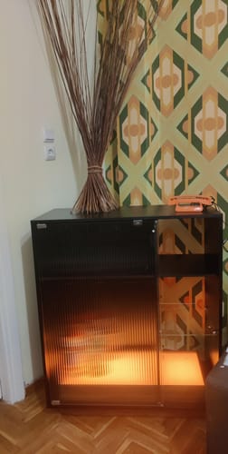 Customer photo review of Ντουλάπι Μπαρ Κάβα με Φωτισμό Μπουφές με LED Ρυθμιζόμενα Μπαράκι με θήκη για ποτήρια Γυάλινη πόρτα BB-K361B21