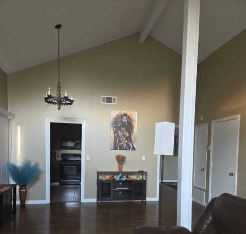 Customer photo review of WARM CONFIDENCE CANVAS