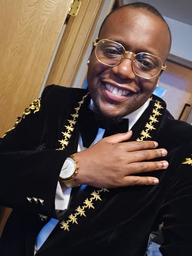 Customer photo review of Mens 2-Piece Gold Embroidered Velvet Black Dinner Jacket