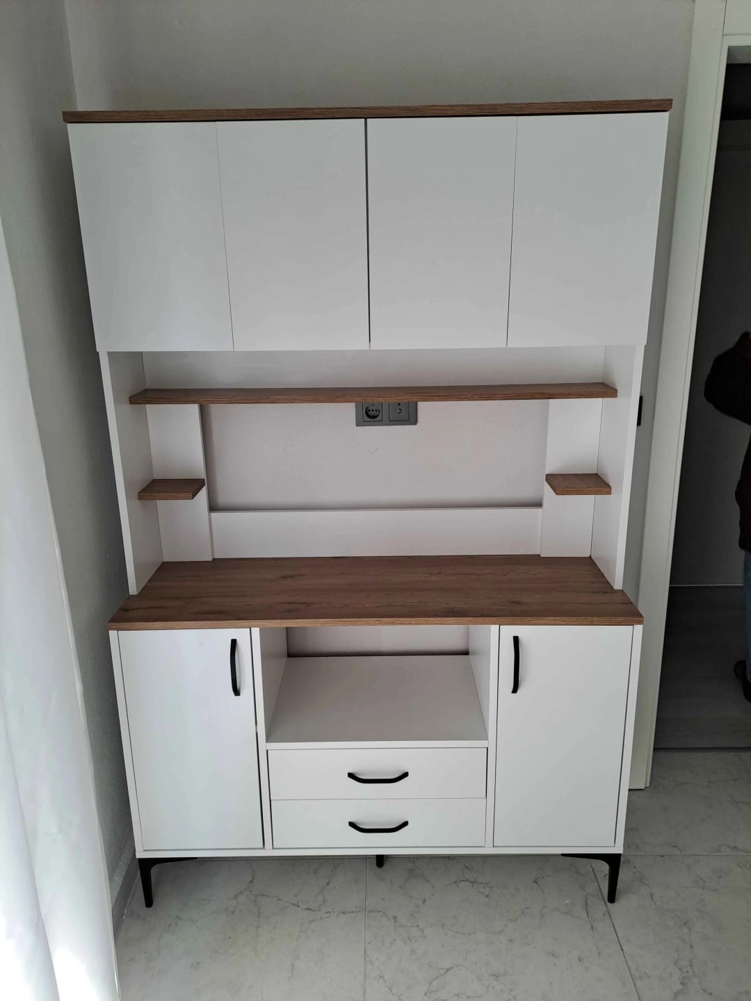 Customer photo review of Rani JE168 Çok Amaçlı Dolap 6 Kapaklı 2 Çekmeceli Kiler Mutfak Dolabı Beyaz - Sepet Ceviz