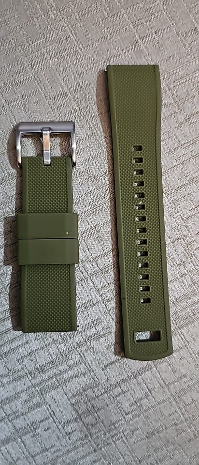Customer photo review of Bracelet de Montre en Caoutchouc • Respirant et Imperméable