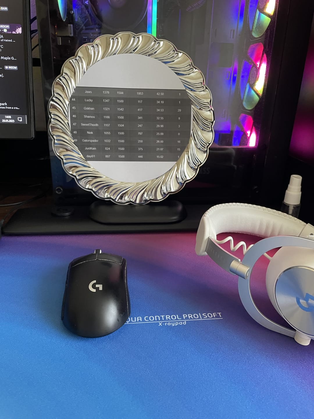Customer photo review of X-Raypad Aqua Control Pro Neon Mousepad