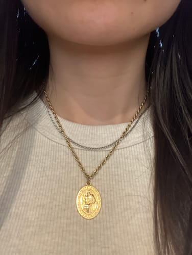 Customer photo review of Thin Rope Chain