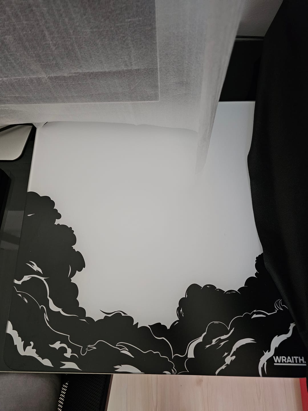 Customer photo review of Wraith Cosmic Glass V2 Cam Mousepad